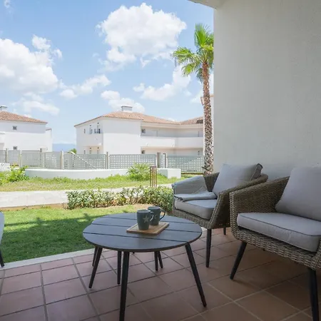 22 Groundfloor 6 Guests With Garden Access Shared Pool Duquesa Andalusia * Manilva