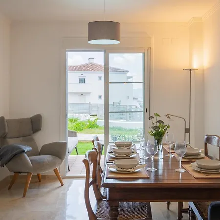22 Groundfloor 6 Guests With Garden Access Shared Pool Duquesa Andalusia